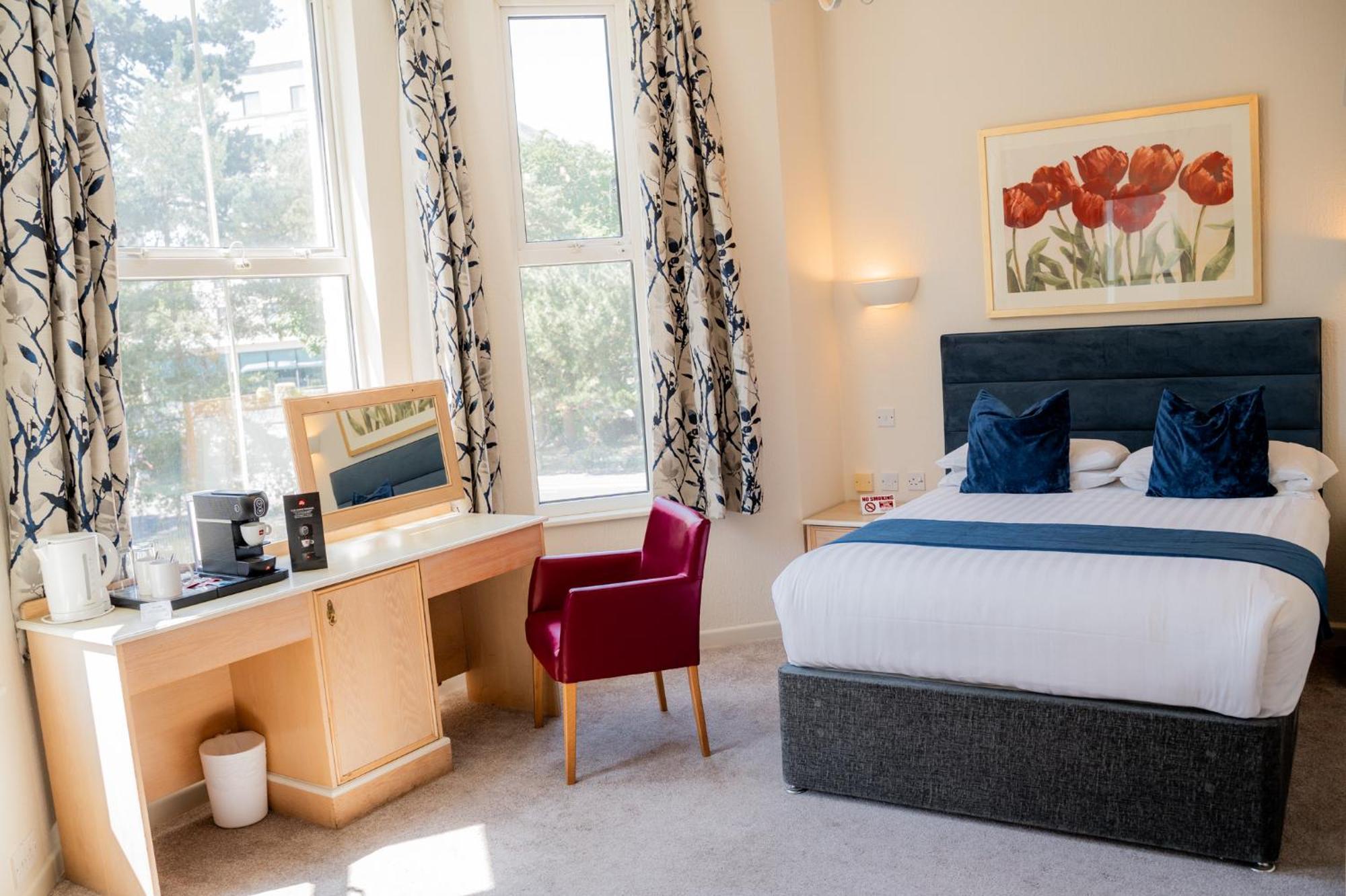The Mayfair Hotel Μπόρνμουθ Εξωτερικό φωτογραφία