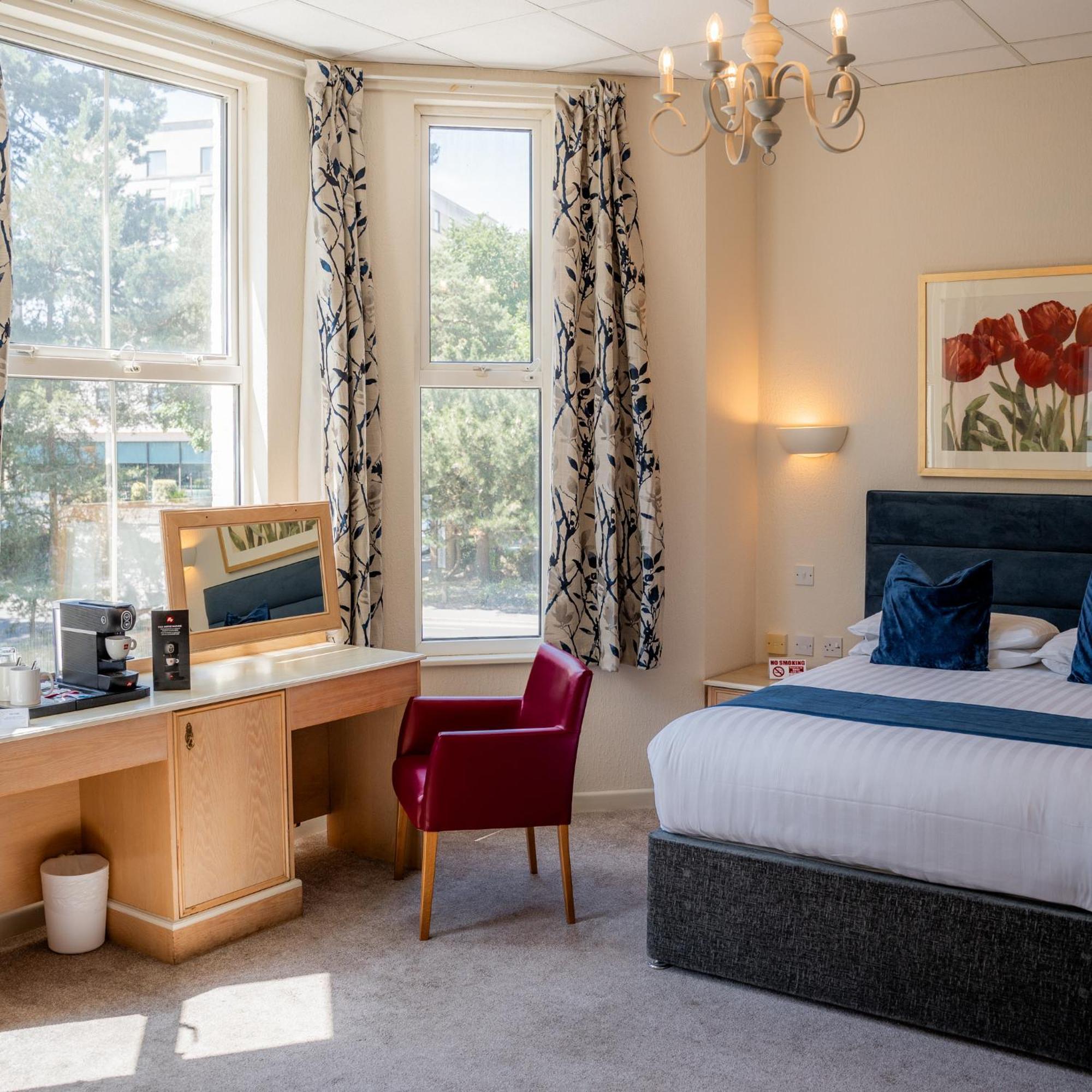 The Mayfair Hotel Μπόρνμουθ Εξωτερικό φωτογραφία
